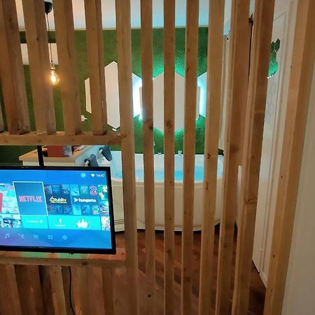 Green Suite Bari Bagian luar foto