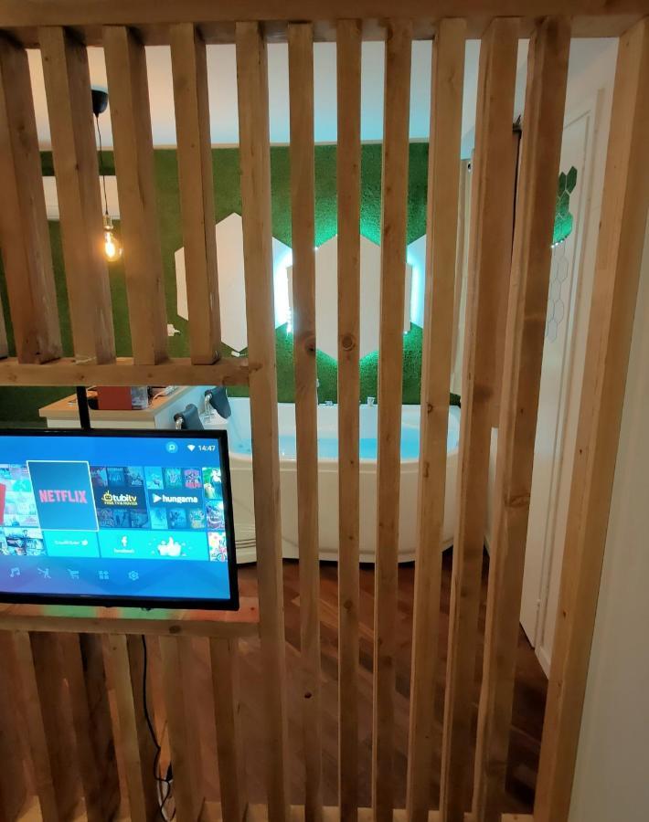 Green Suite Bari Bagian luar foto